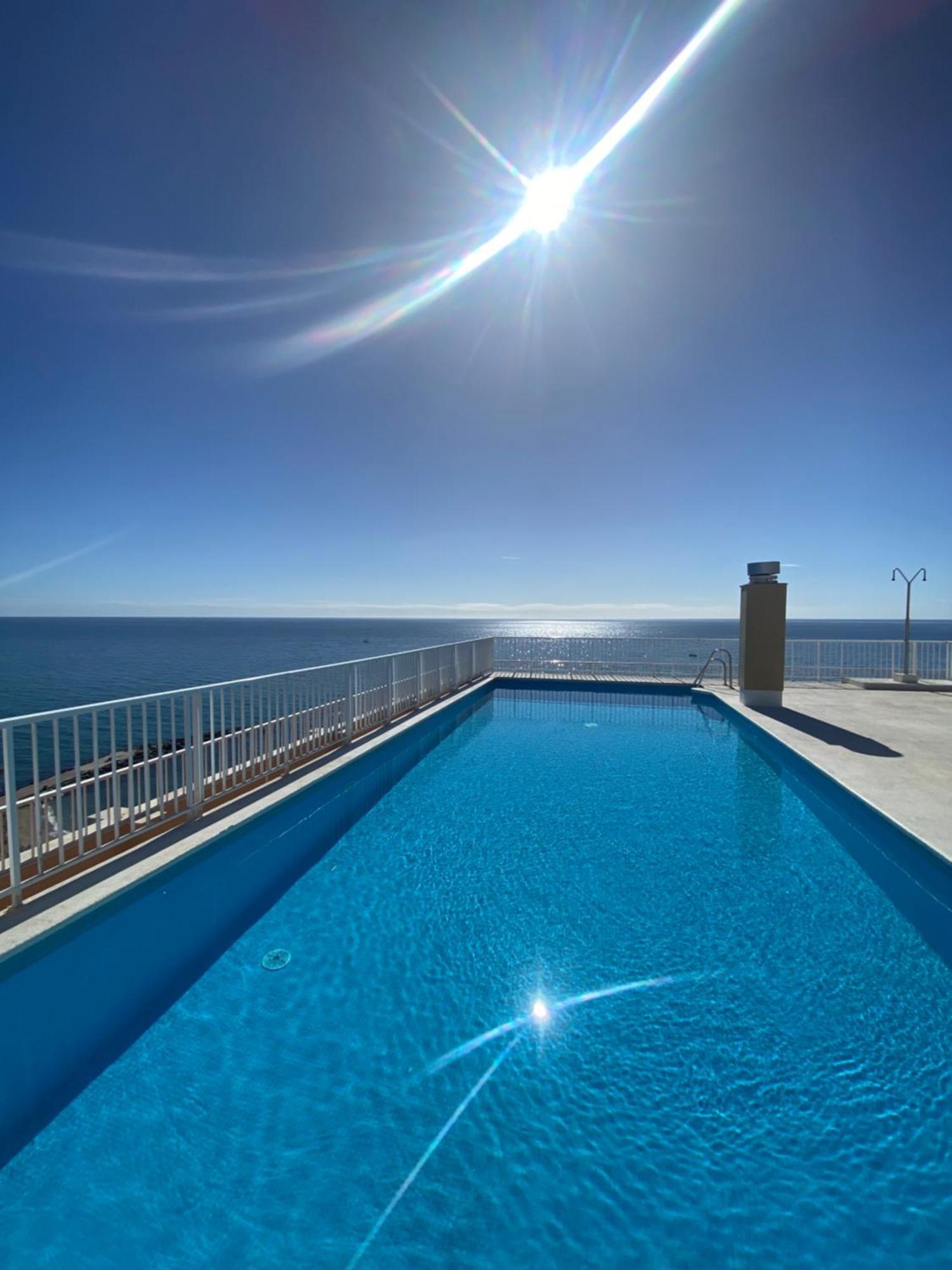 Marbella Beachfront Edificio Mayoral Primera Linea De Playa Y Centro Ciudad Con Barco Opcional Екстериор снимка